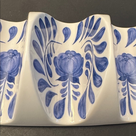 2pc ARTISAN DE LUXE HOME Blue Rose Scroll Taco Holder - 100% Melamine